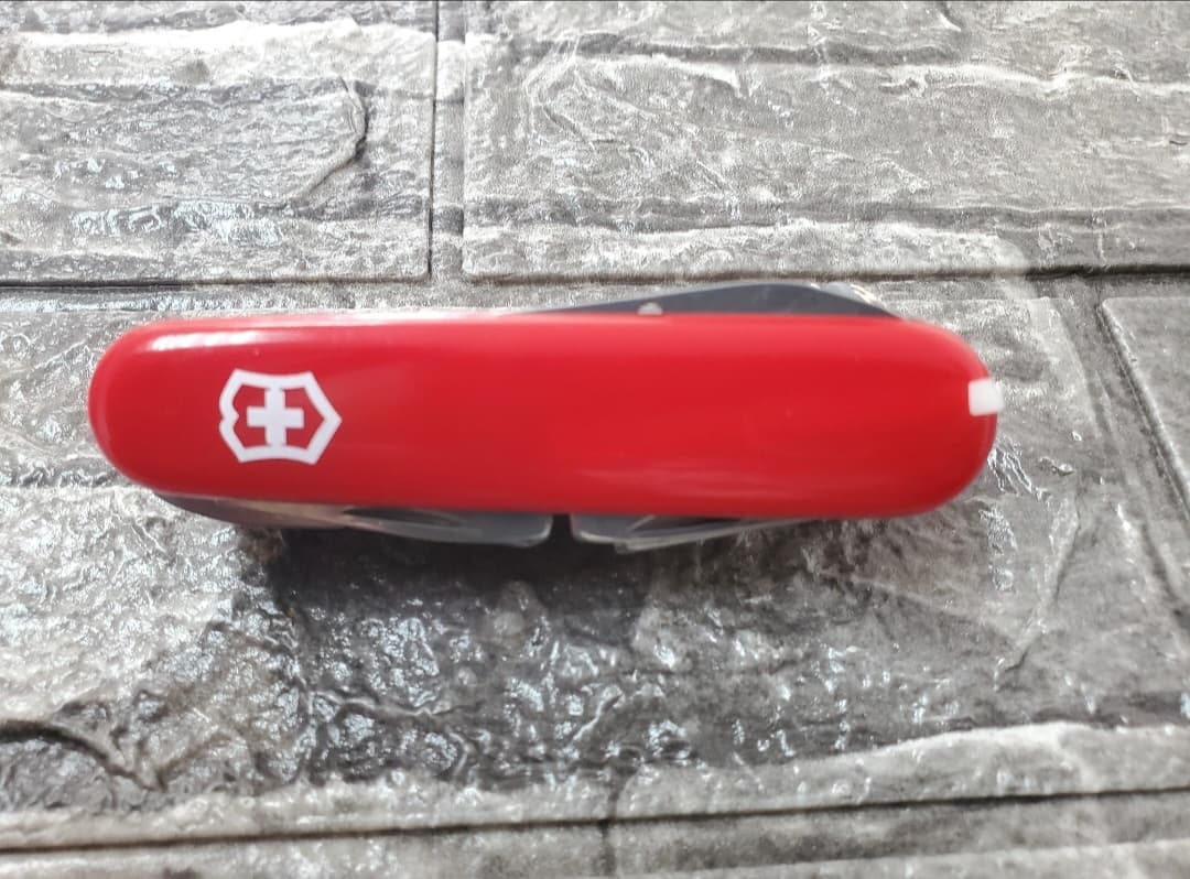 Victorinox Handyman Swiss Army Knife – 24 Functions — 3