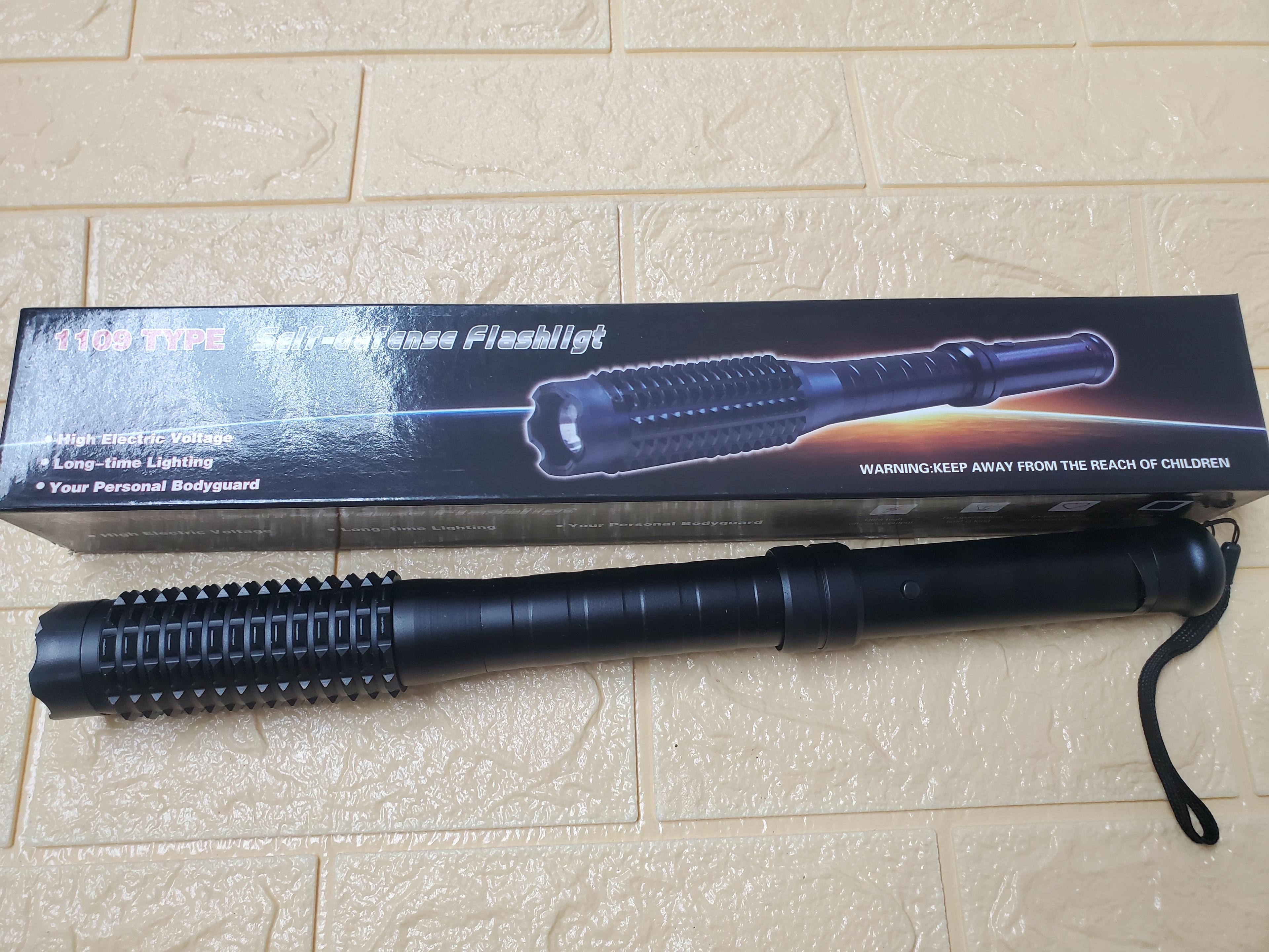 1109 Type Rechargeable Self-Defense Flashlight & Stun Baton – Black — 2