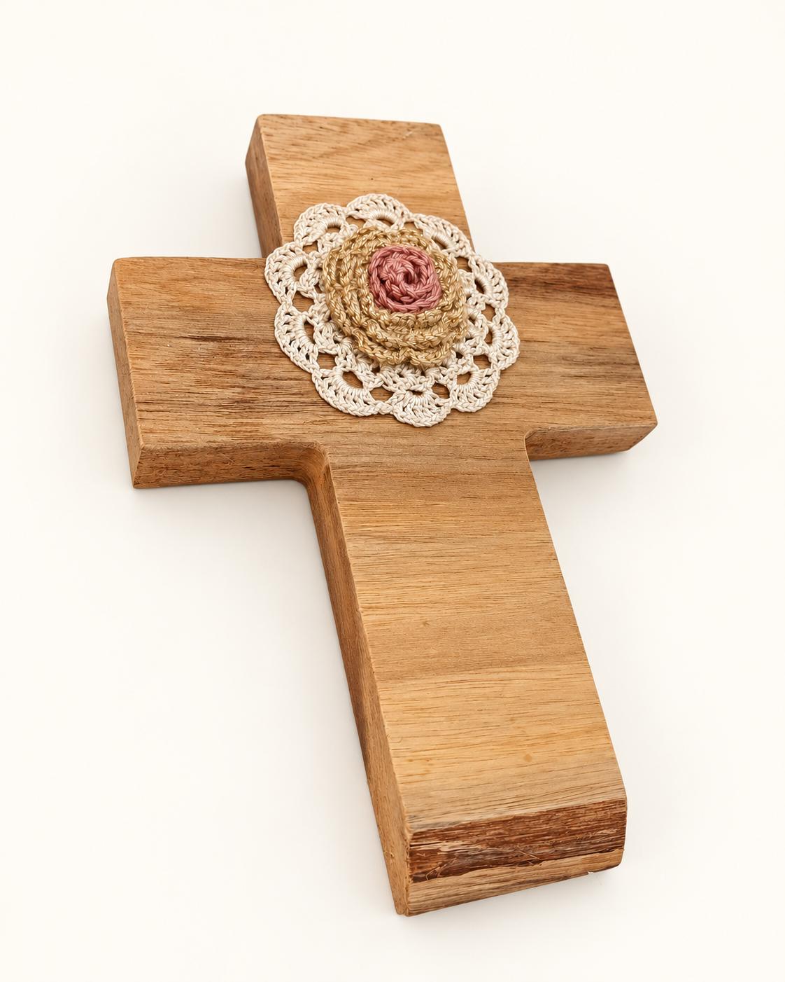 Decorative Wood Cross , photo 1