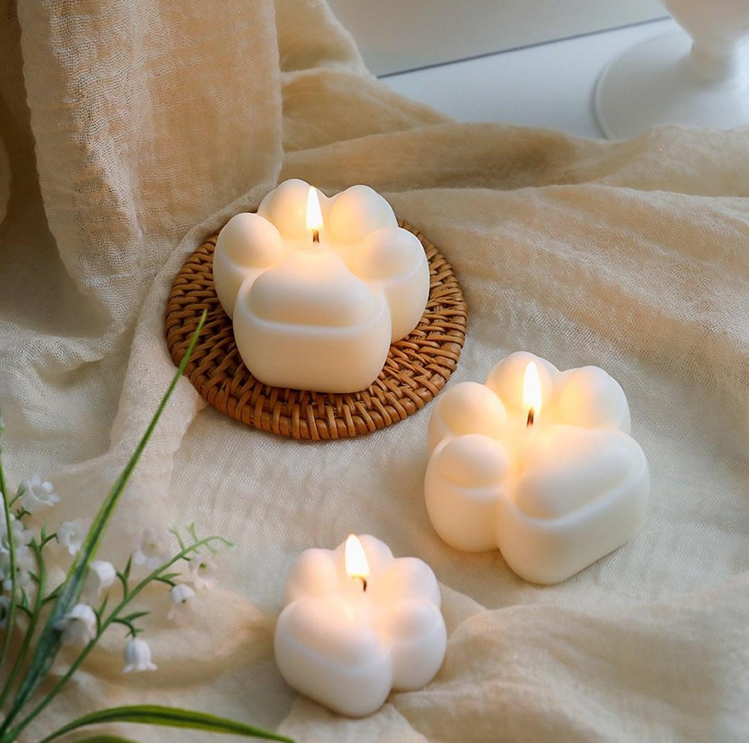 Cat Paw Candle
