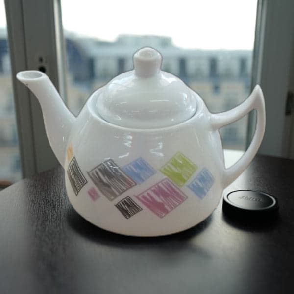 Stylish Design Porcelain Teapot with Tea Infuser, photo 1