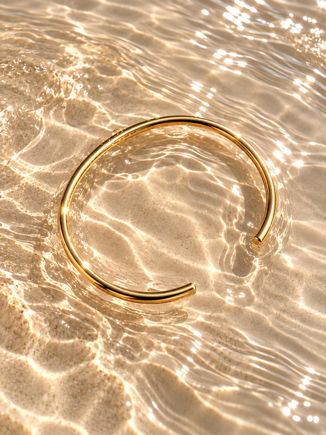 The Sculpt Bangle - Gold
