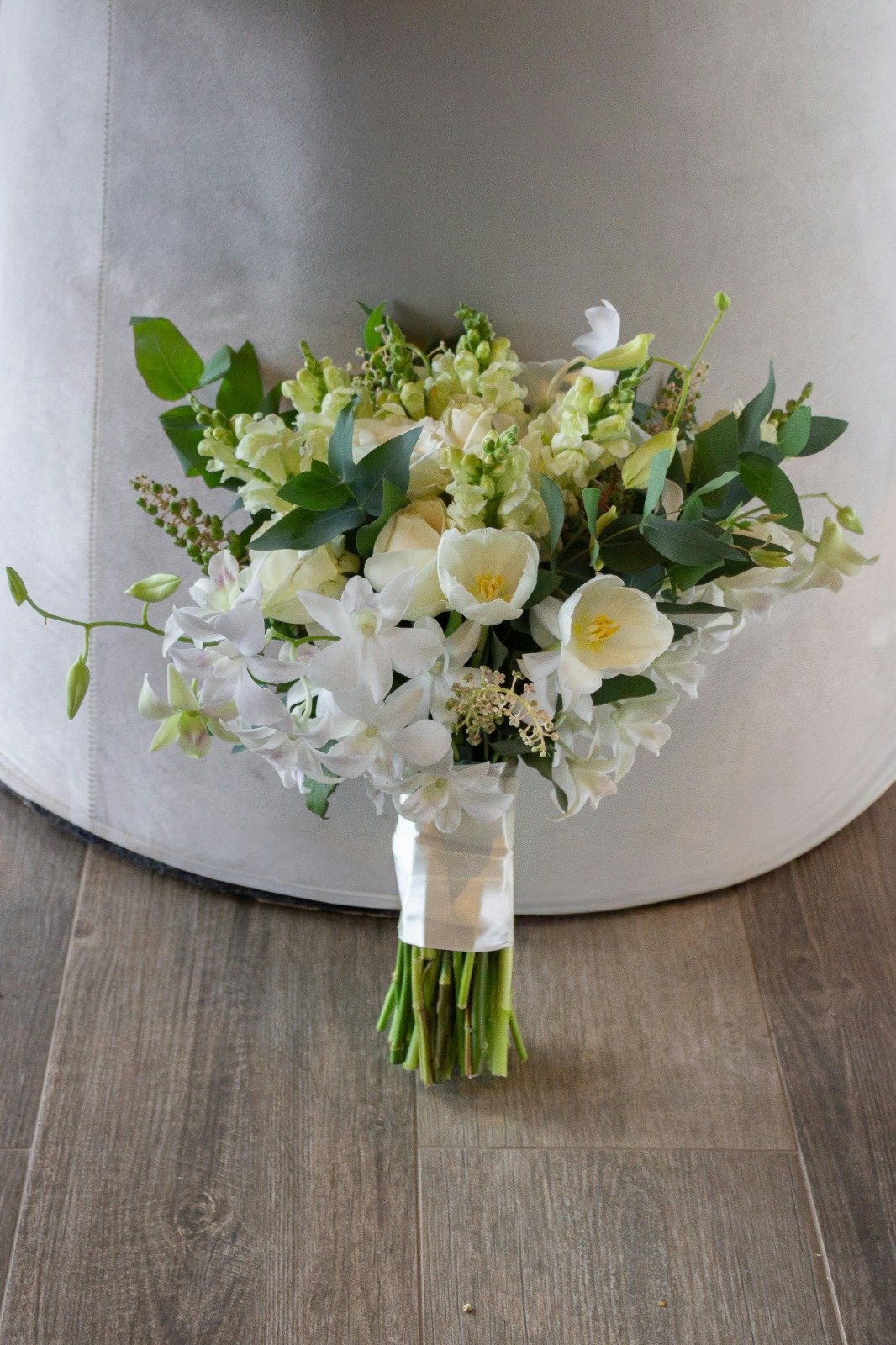 Seasonal bouquet (Medium)  - Image 6